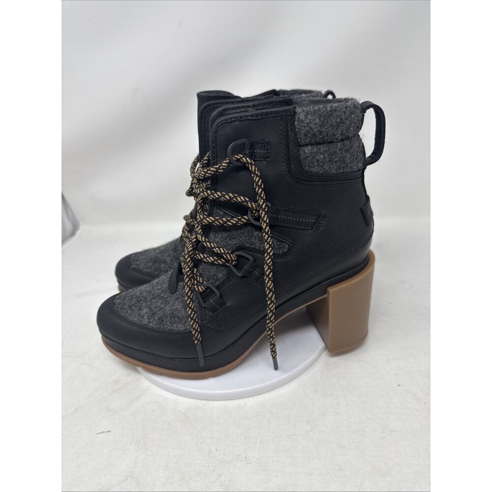 SOREL Blake Lace Up Ankle Bootie Size 8.5
